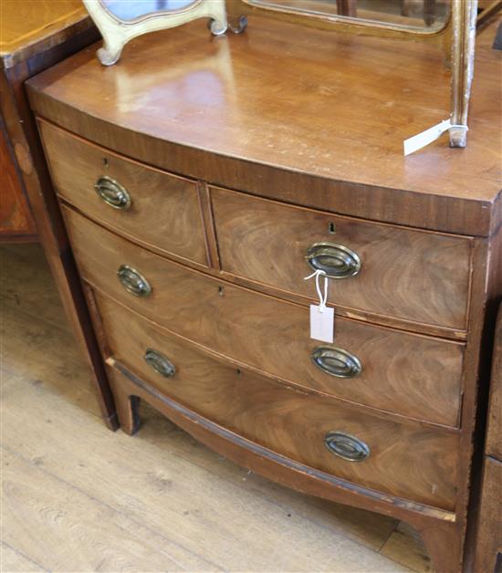 A Regency mahogany bowfront chest of drawers W.86cm